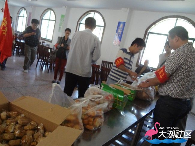 1`ZD5XEL0L24BD)U}PQ(5}L.jpg