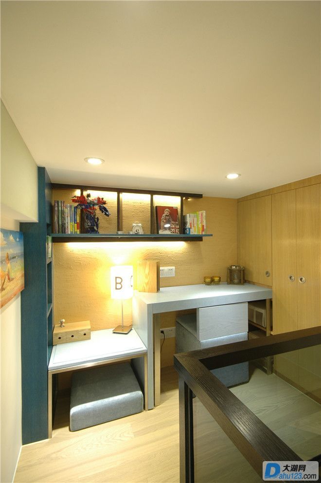 b_129503870.jpg